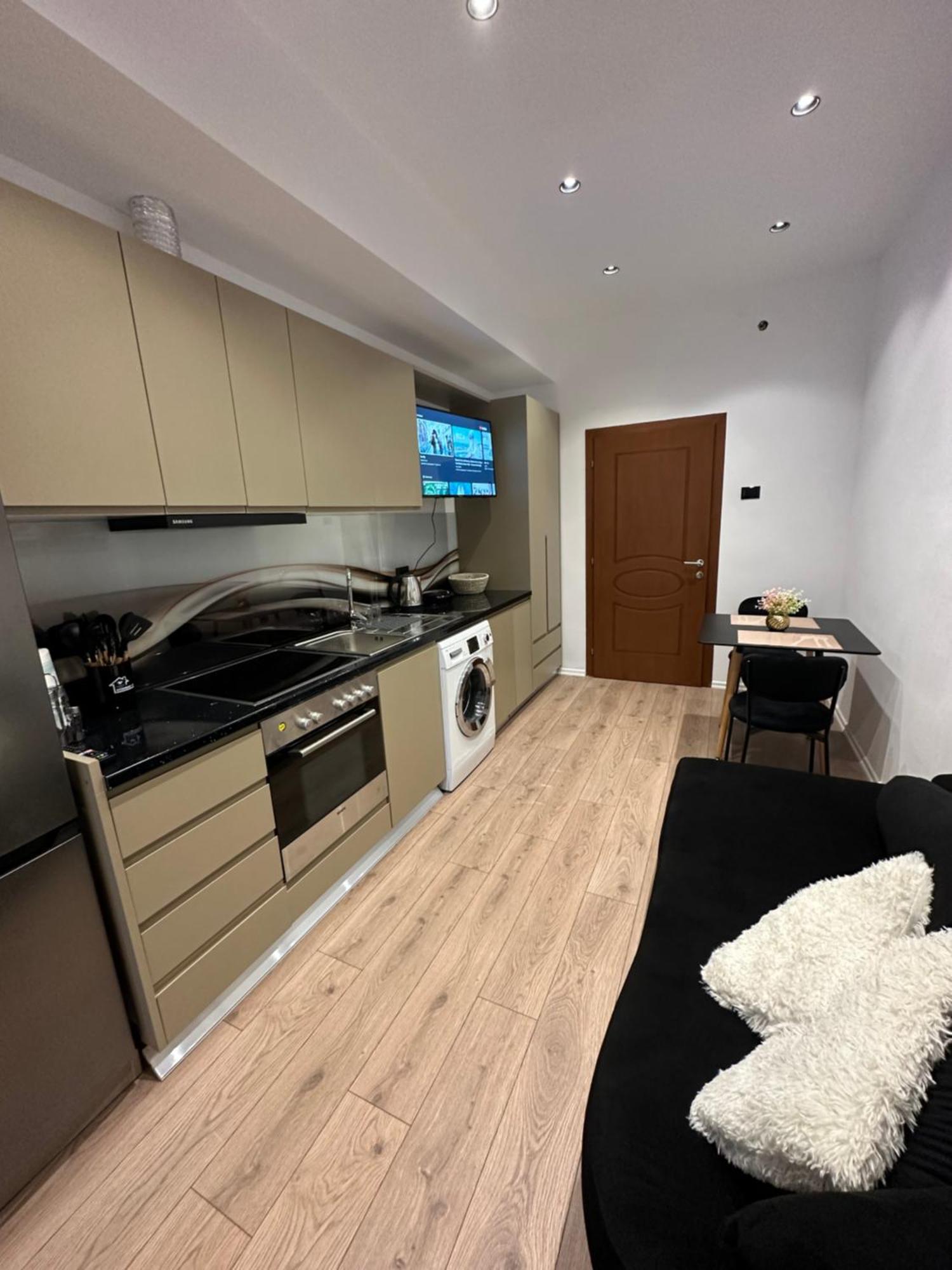 Heart Of Tirana Apartment 외부 사진